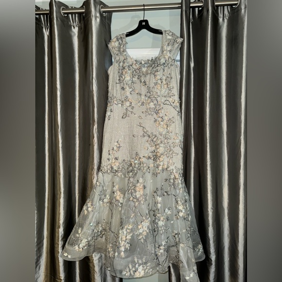 Light Green Mother of the Groom Dress - Picture 1 of 1